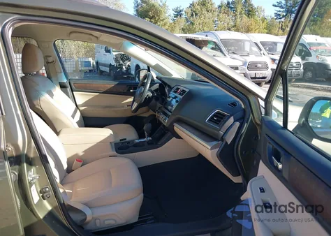 2015 Subaru Outback 2.5I Limited из США, поврежденный, VIN 4S4BSAJC7F3313535
